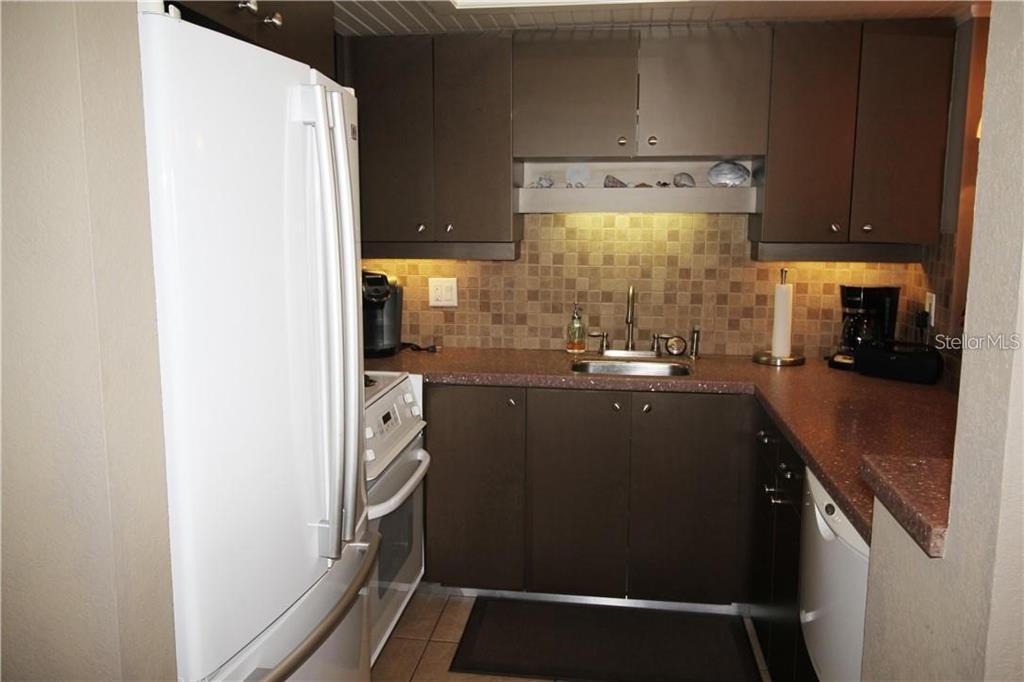 1230 Gulf Blvd #1805 Property Photo 10