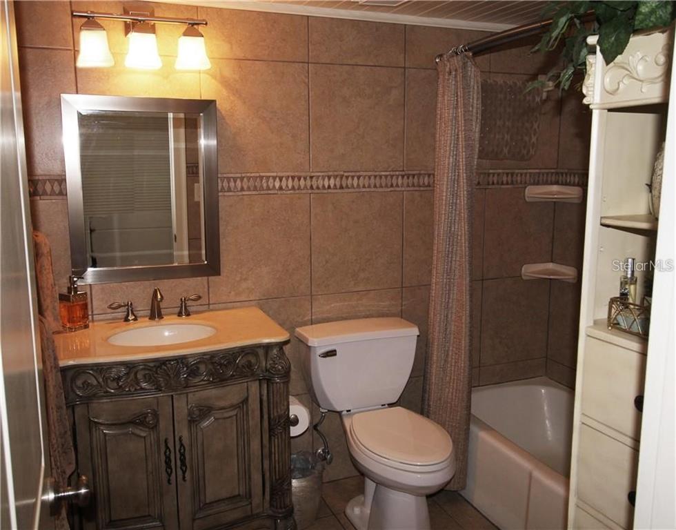 1230 Gulf Blvd #1805 Property Photo 13