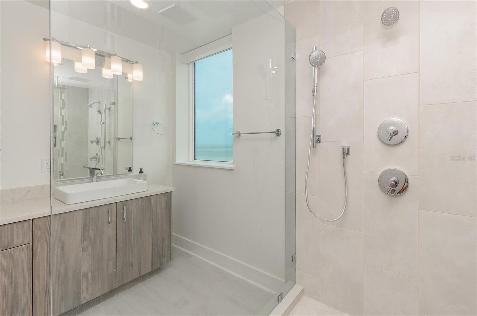 15 Avalon St #702 Property Photo 19