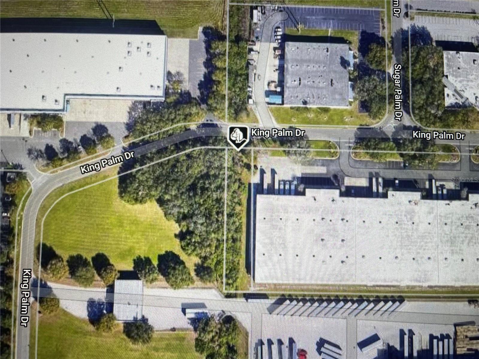 King Palm Dr Property Photo 2