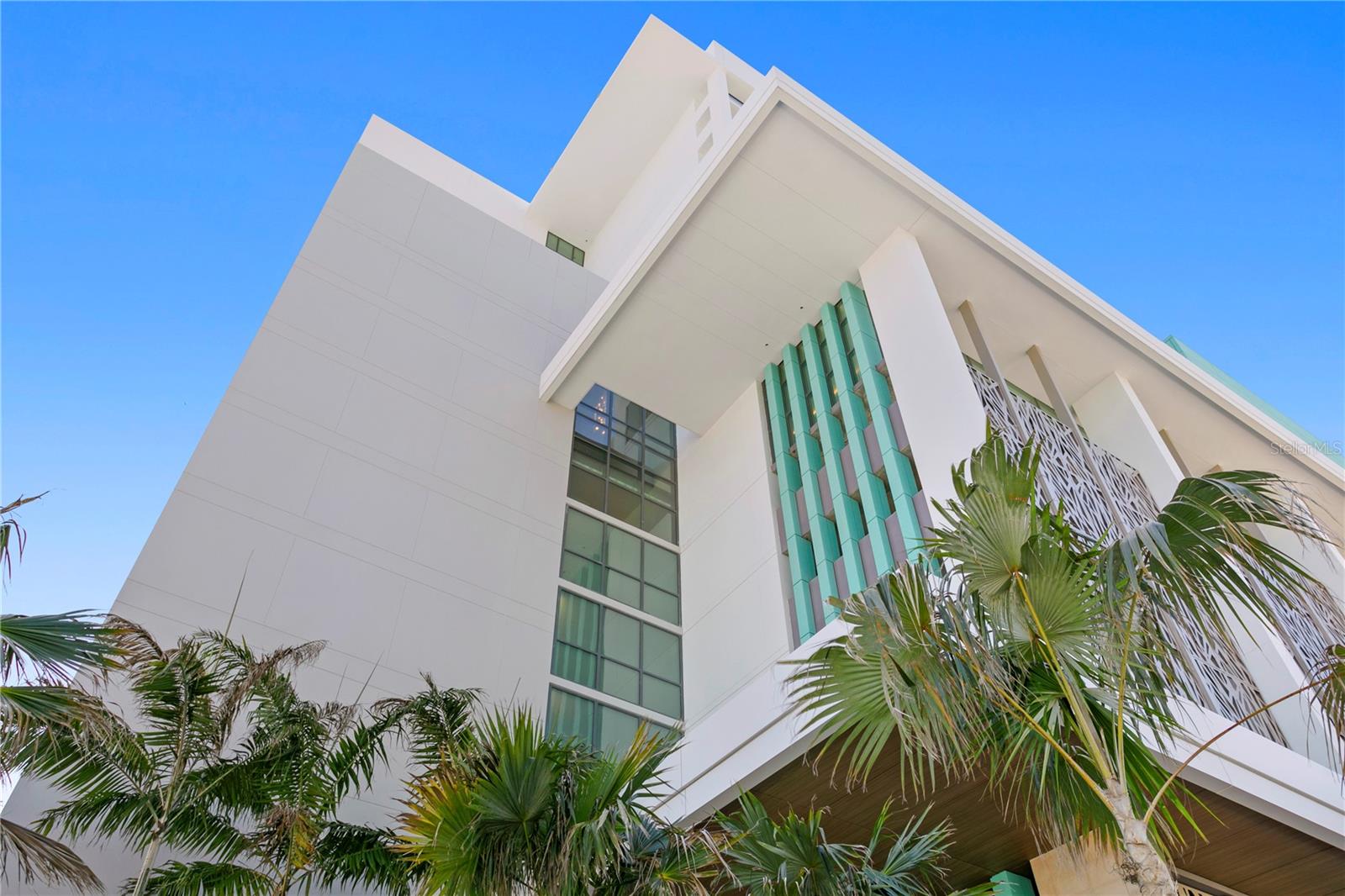 691 S Gulfview Blvd #1408 Property Photo 50