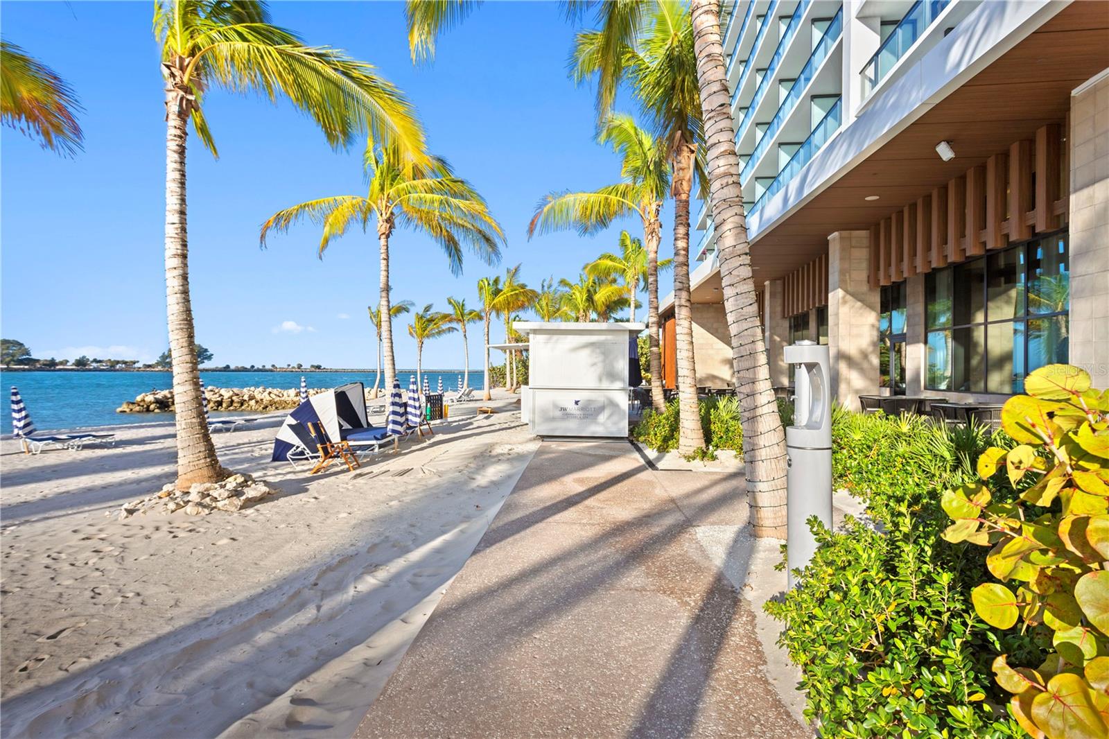 691 S Gulfview Blvd #1408 Property Photo 53