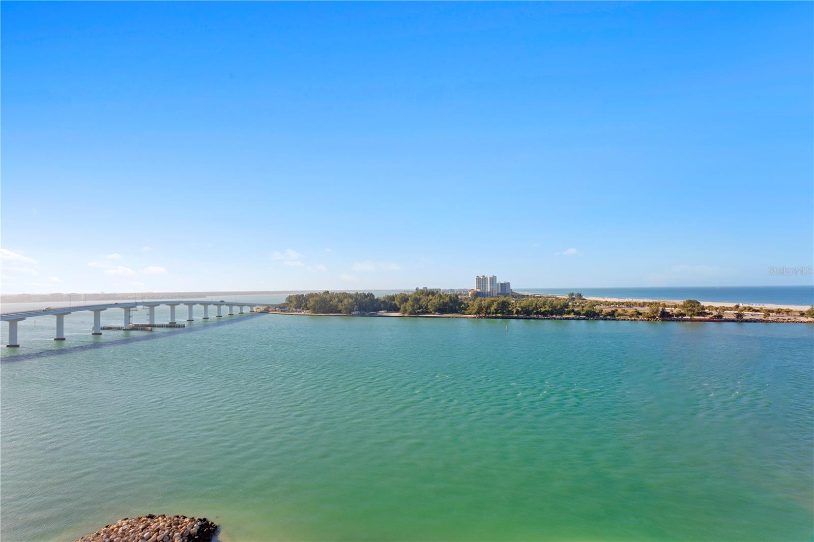 691 S Gulfview Blvd #1408 Property Photo 66