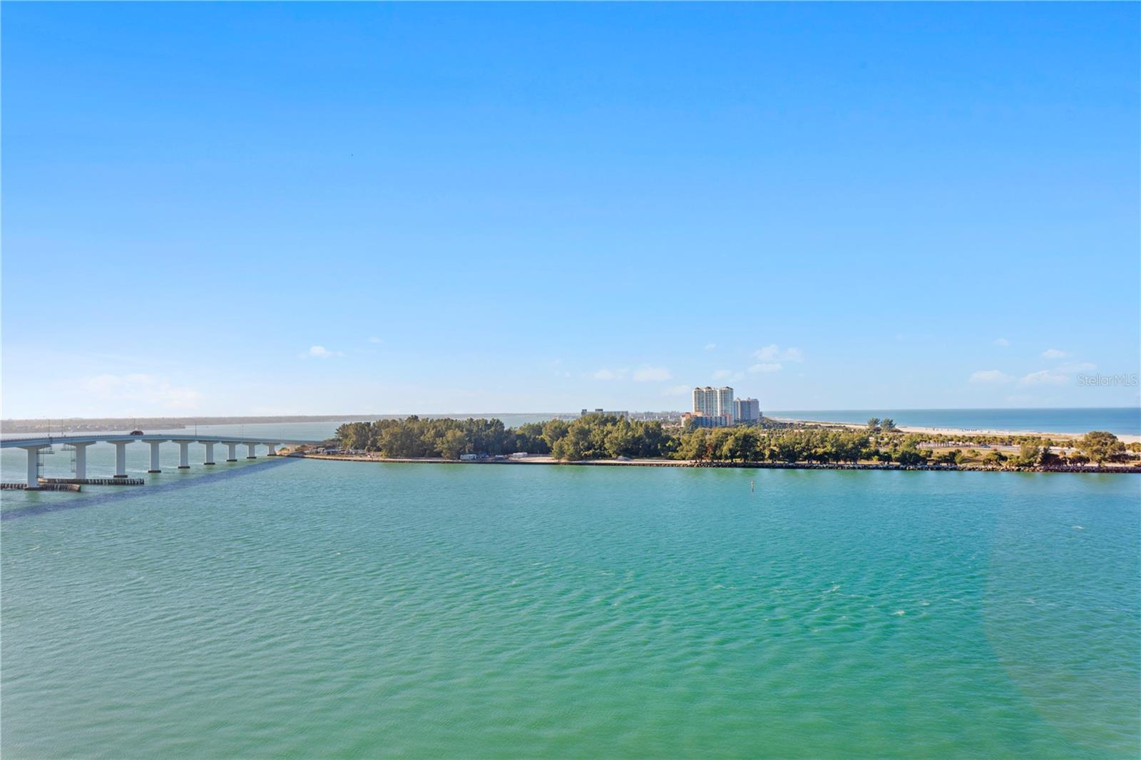 691 S Gulfview Blvd #1408 Property Photo 67