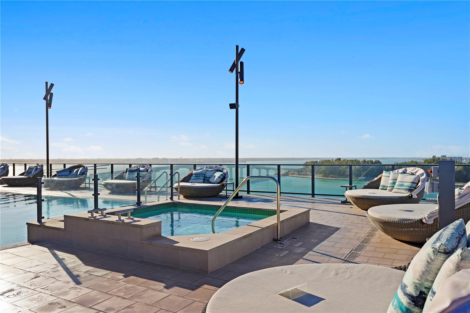 691 S Gulfview Blvd #1408 Property Photo 71