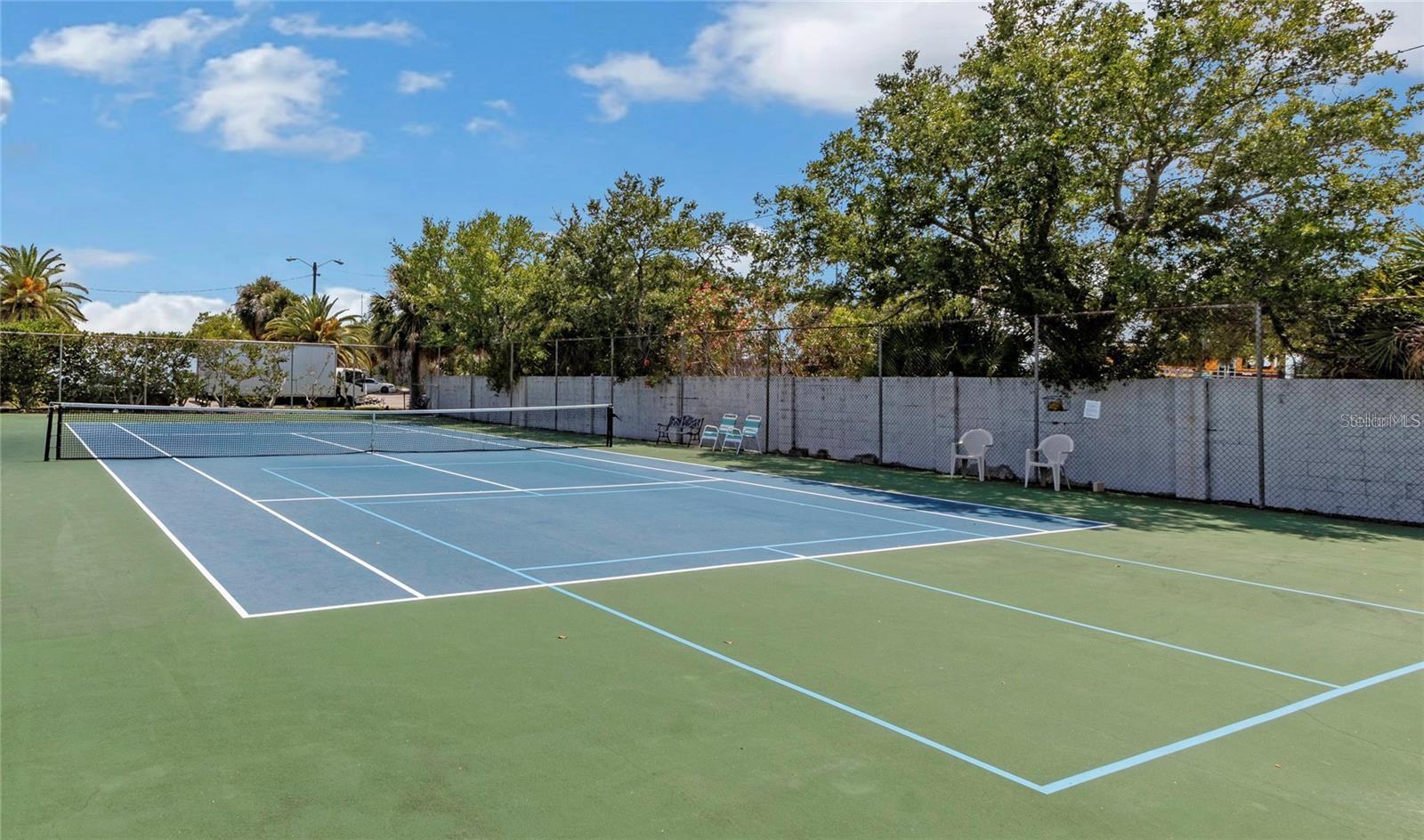 868 Bayway Blvd #312 Property Photo 13