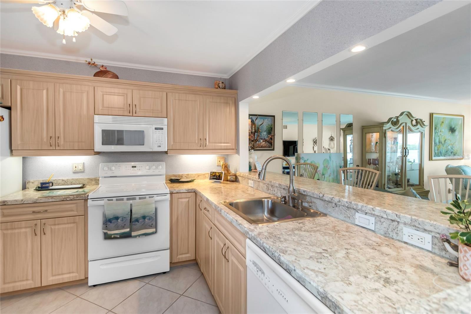 868 Bayway Blvd #312 Property Photo 15
