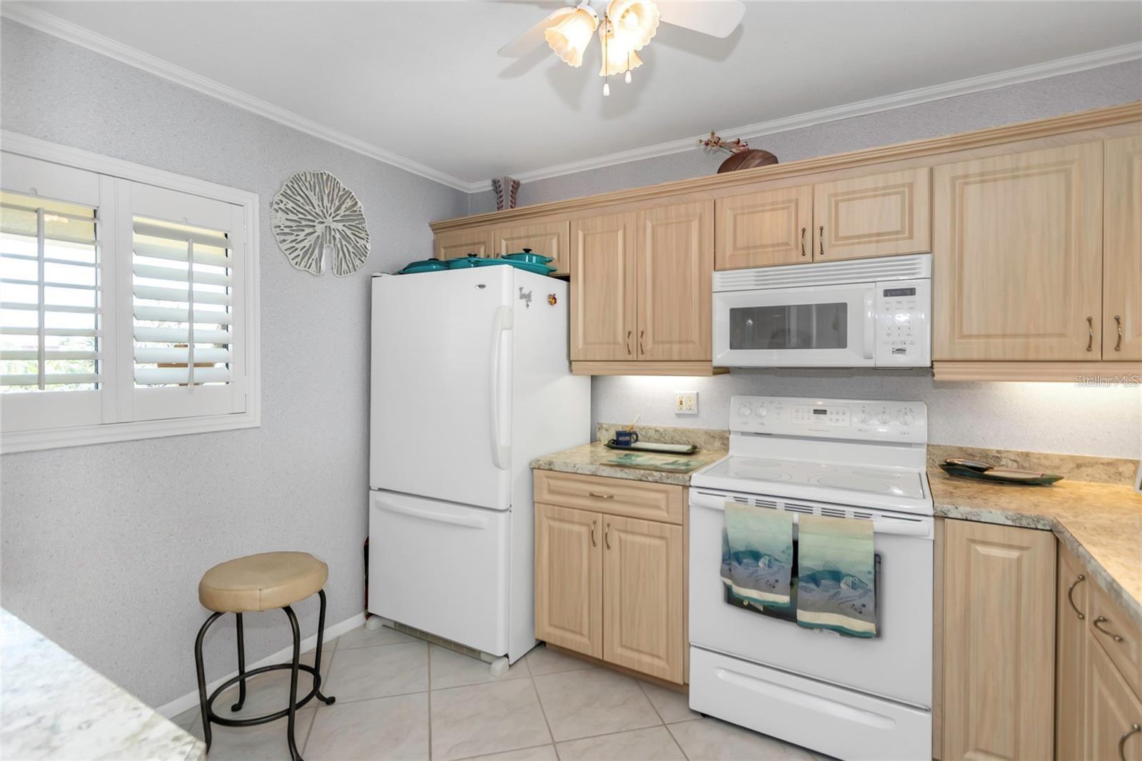 868 Bayway Blvd #312 Property Photo 16