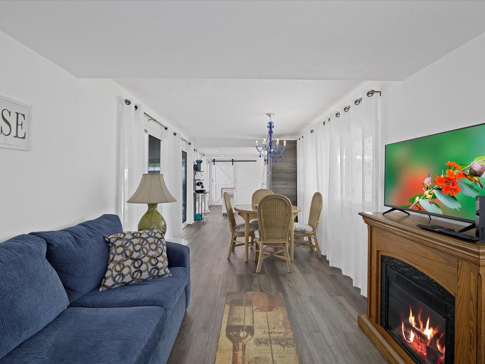 U8188988 Property Photo 4