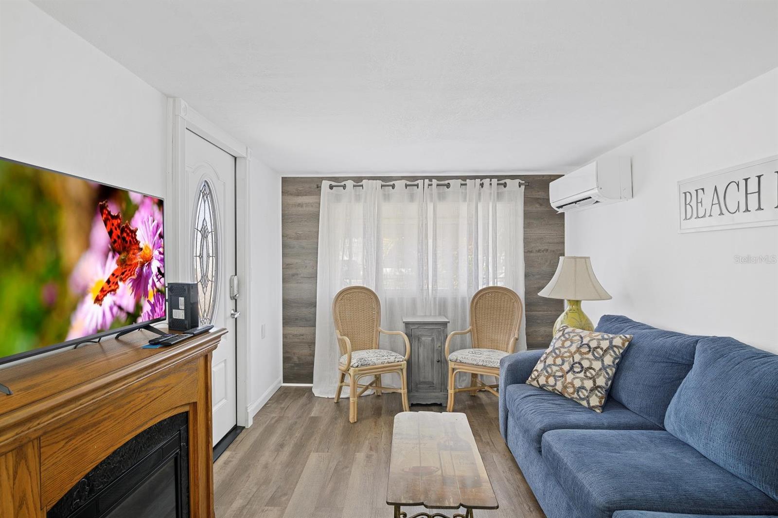 U8188988 Property Photo 5