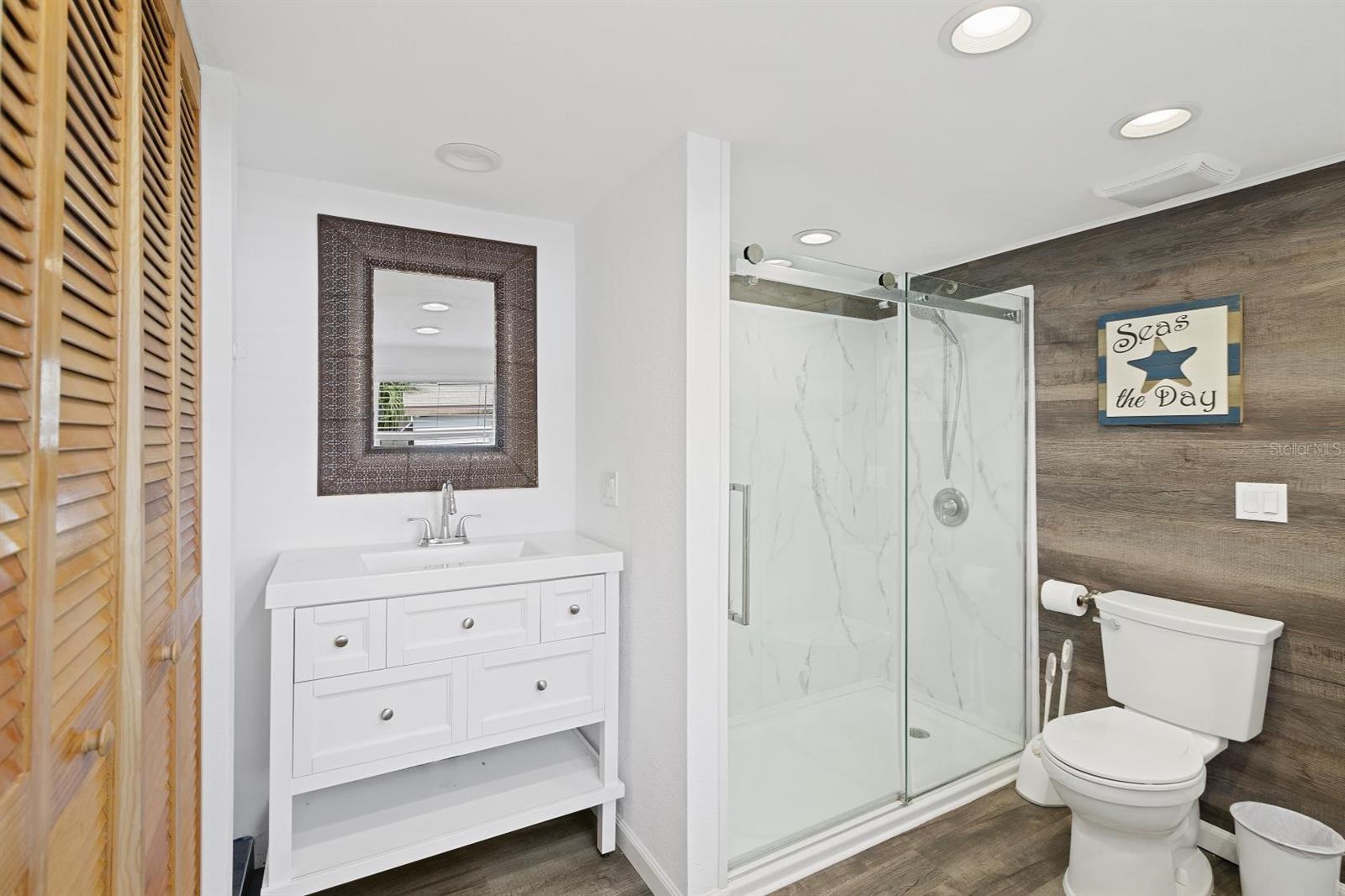 U8188988 Property Photo 13