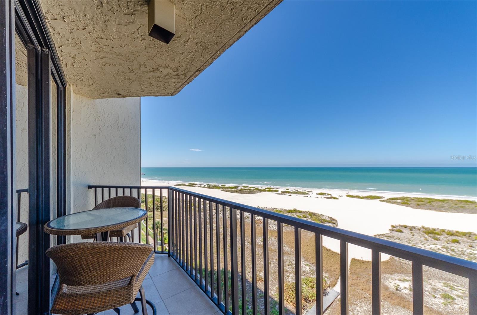 1290 Gulf Blvd #907 Property Photo 3