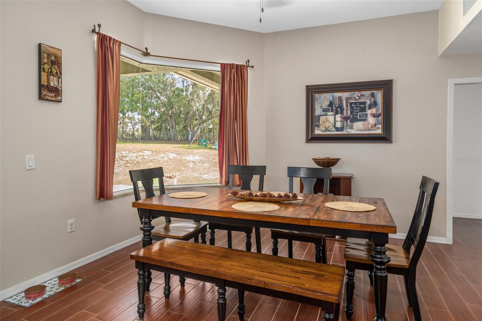 18910 Grand Prix Place Property Photo 27