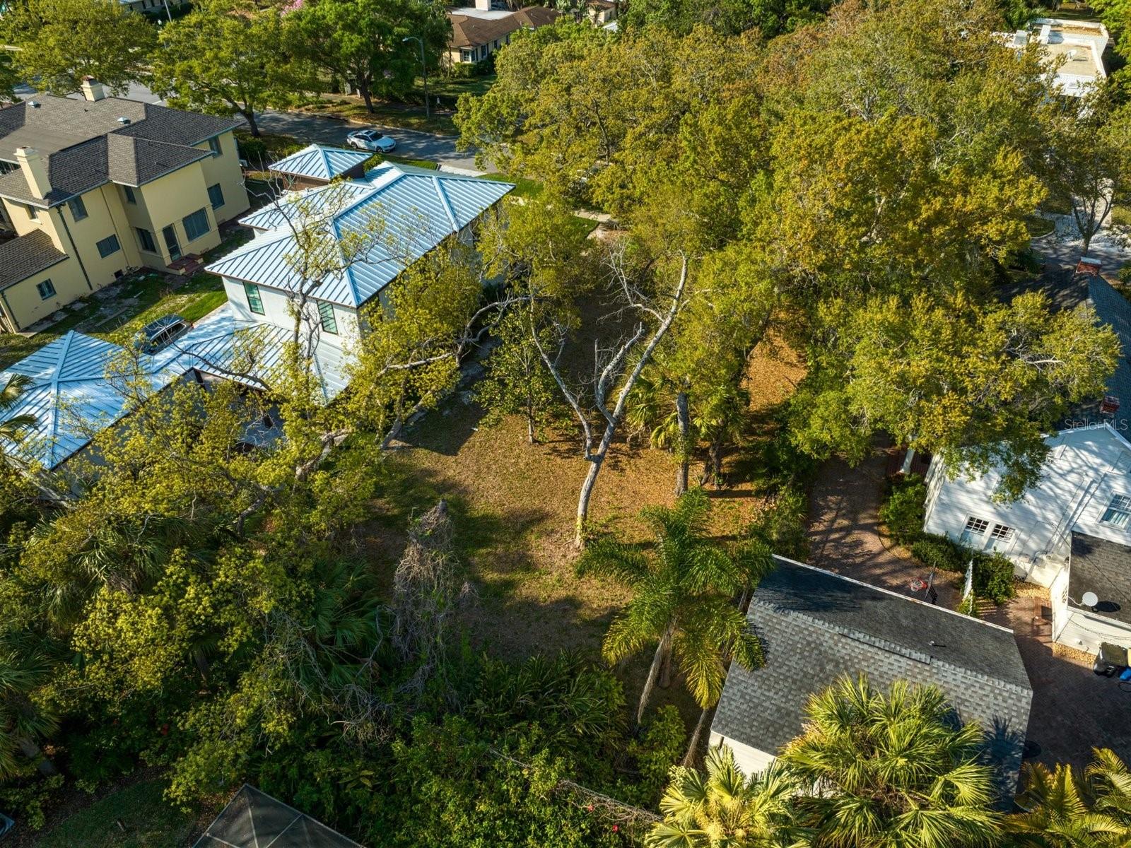 407 Jasmine Way Property Photo 8