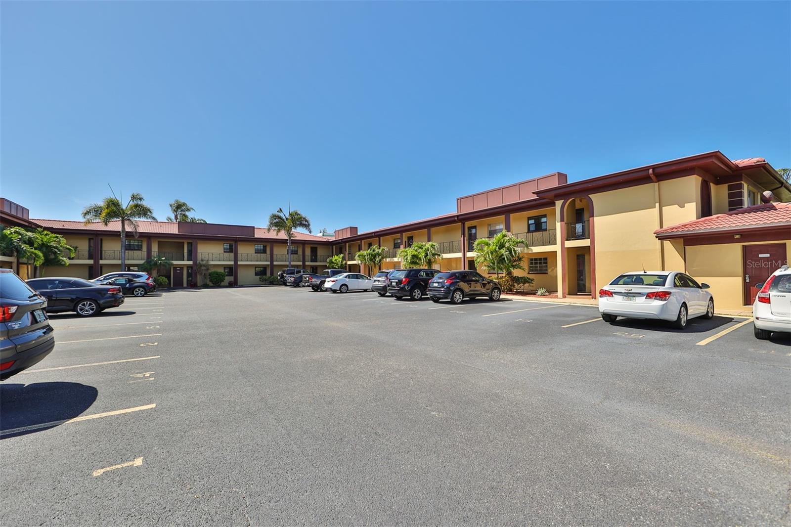 10190 Imperial Point Drive W #12 Property Photo 1