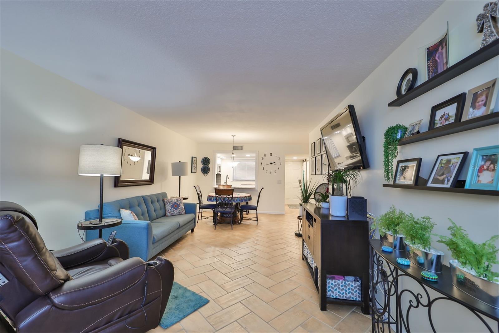 10190 Imperial Point Drive W #12 Property Photo 8