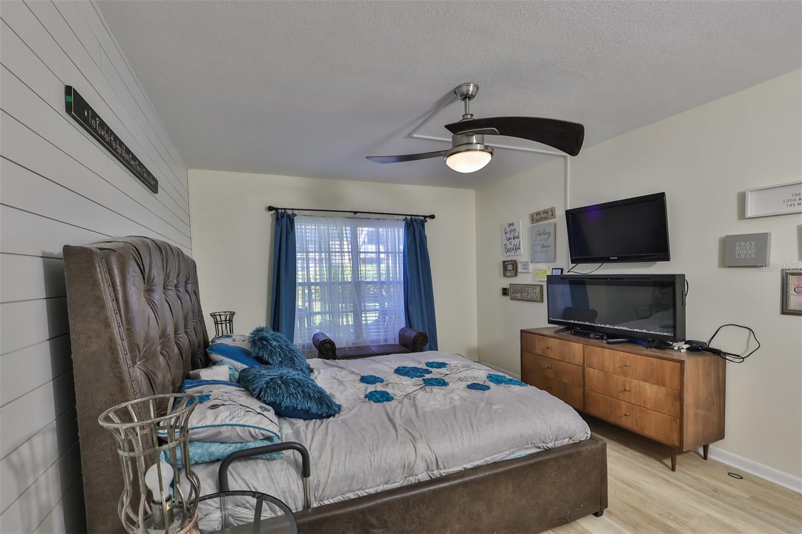 10190 Imperial Point Drive W #12 Property Photo 15