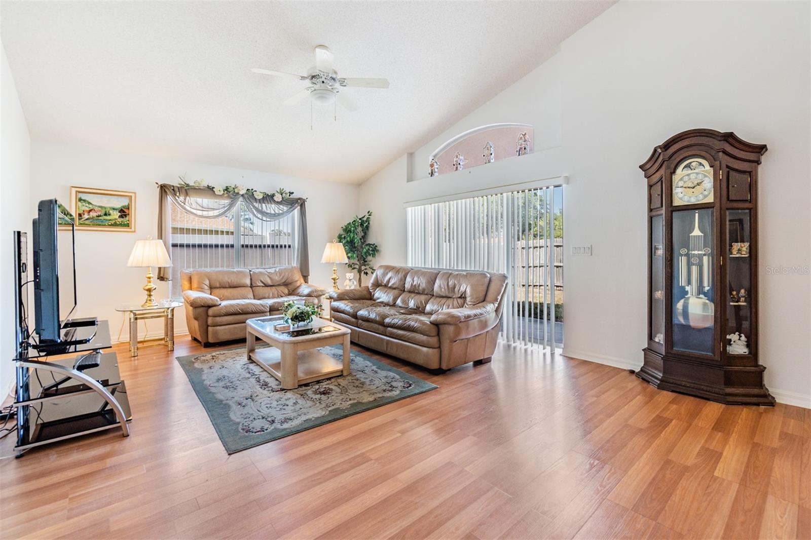 10251 Peoples Loop Property Photo 15