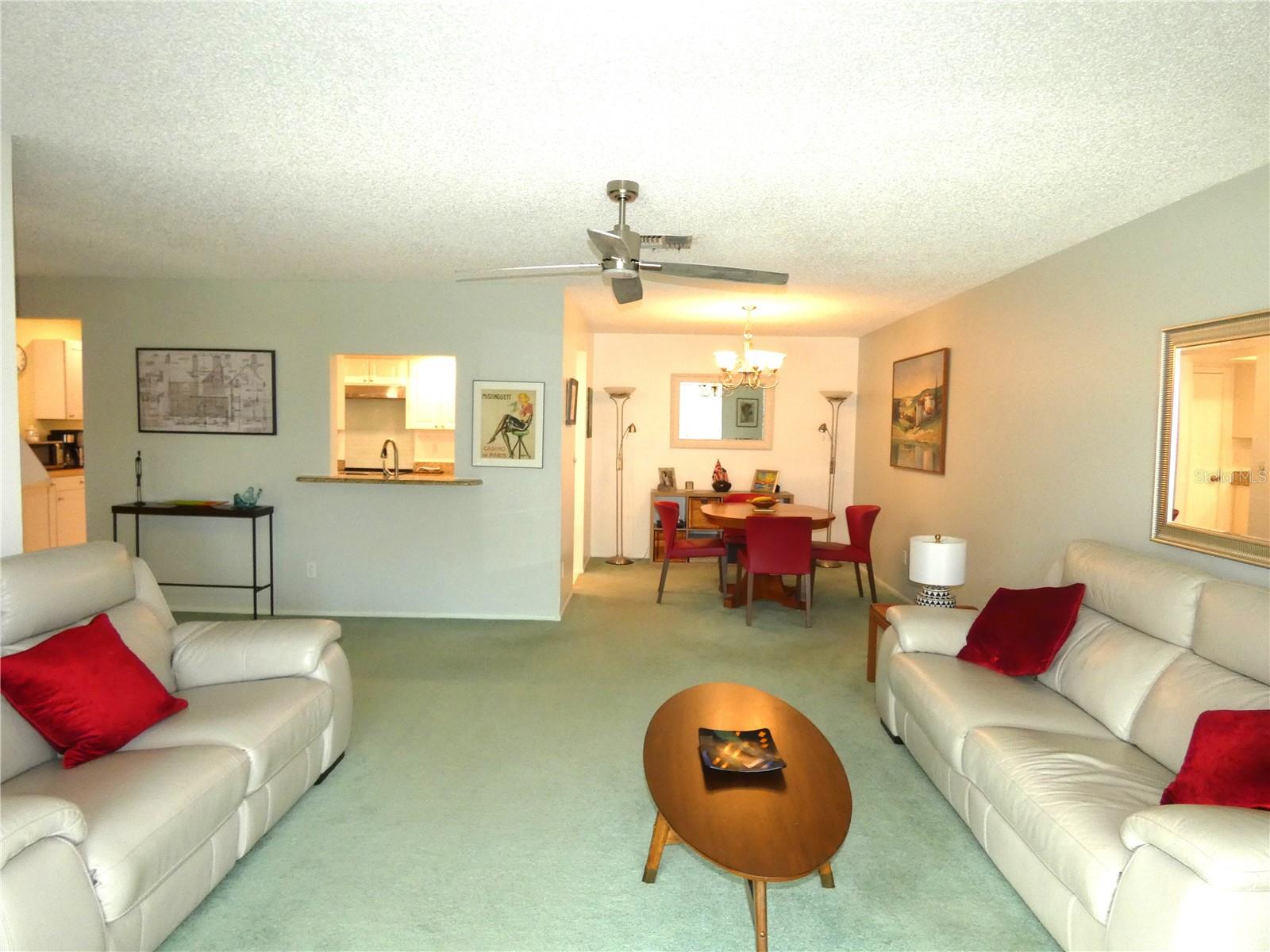 360 Perth Court Property Photo 4