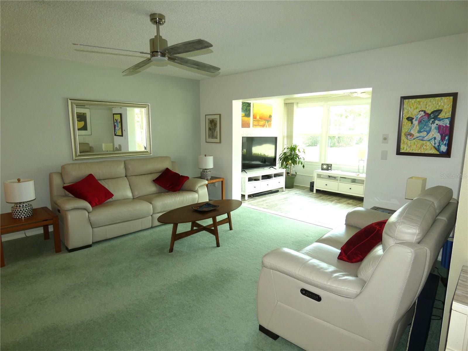 360 Perth Court Property Photo 6