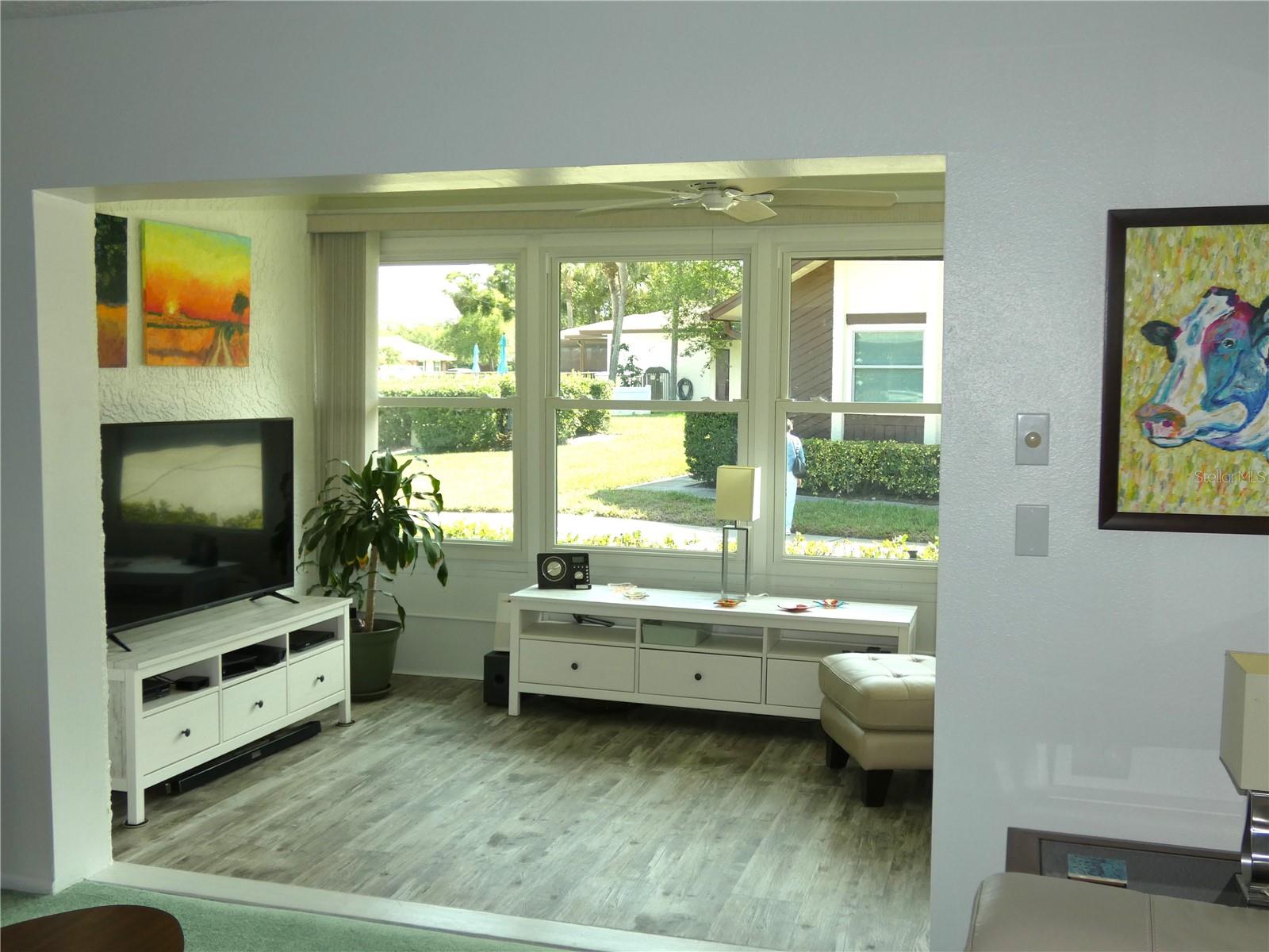 360 Perth Court Property Photo 7