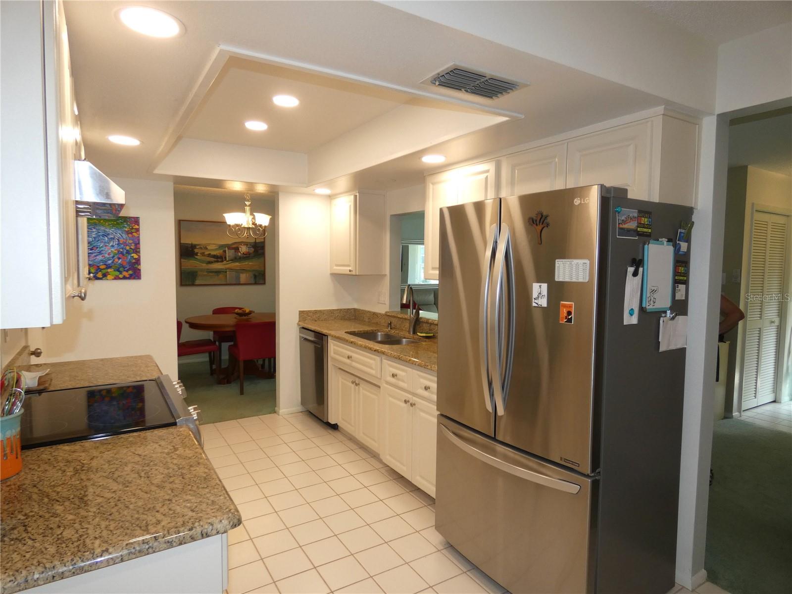 360 Perth Court Property Photo 15