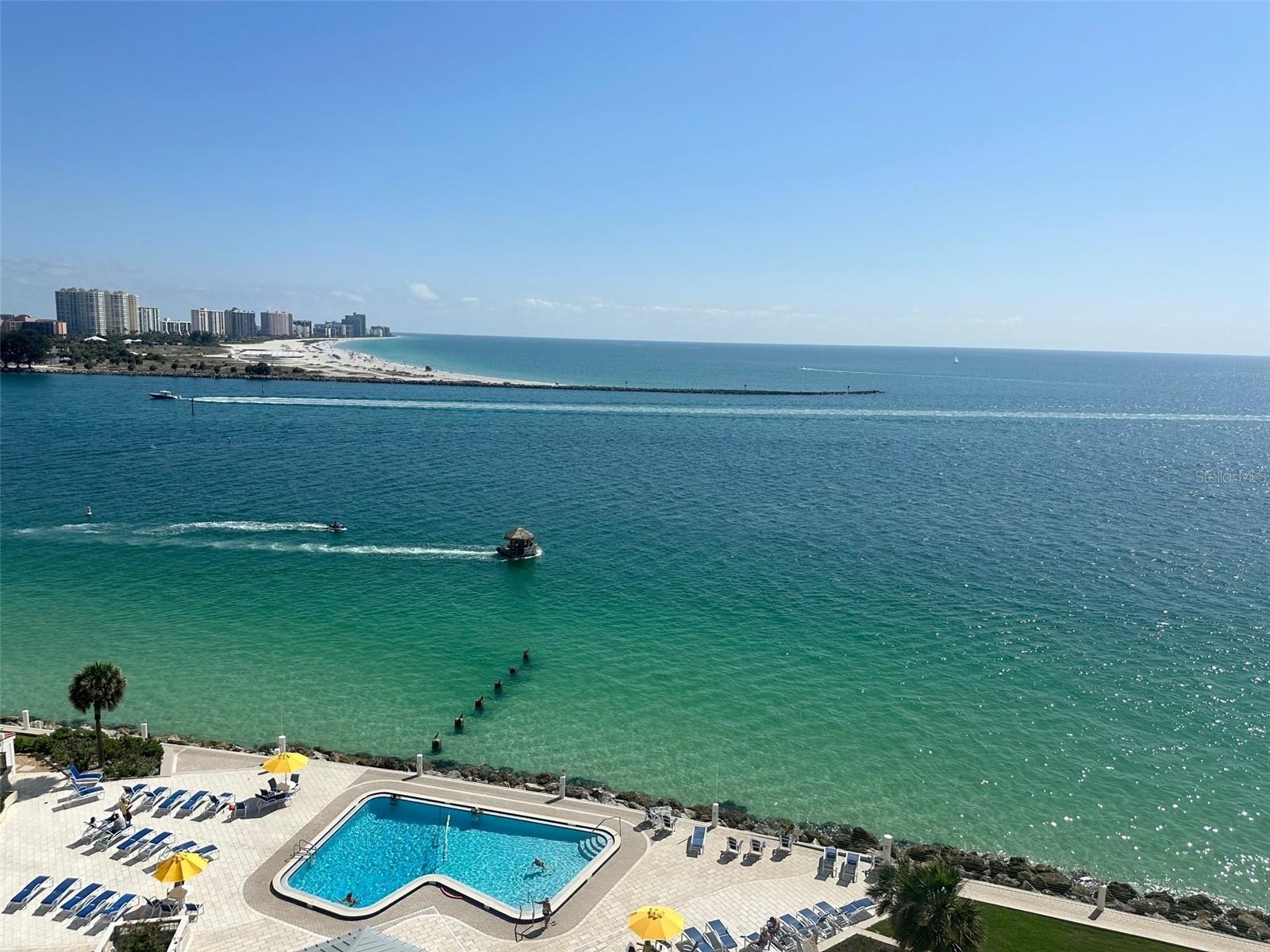 440 S Gulfview Blvd #1102 Property Photo 28