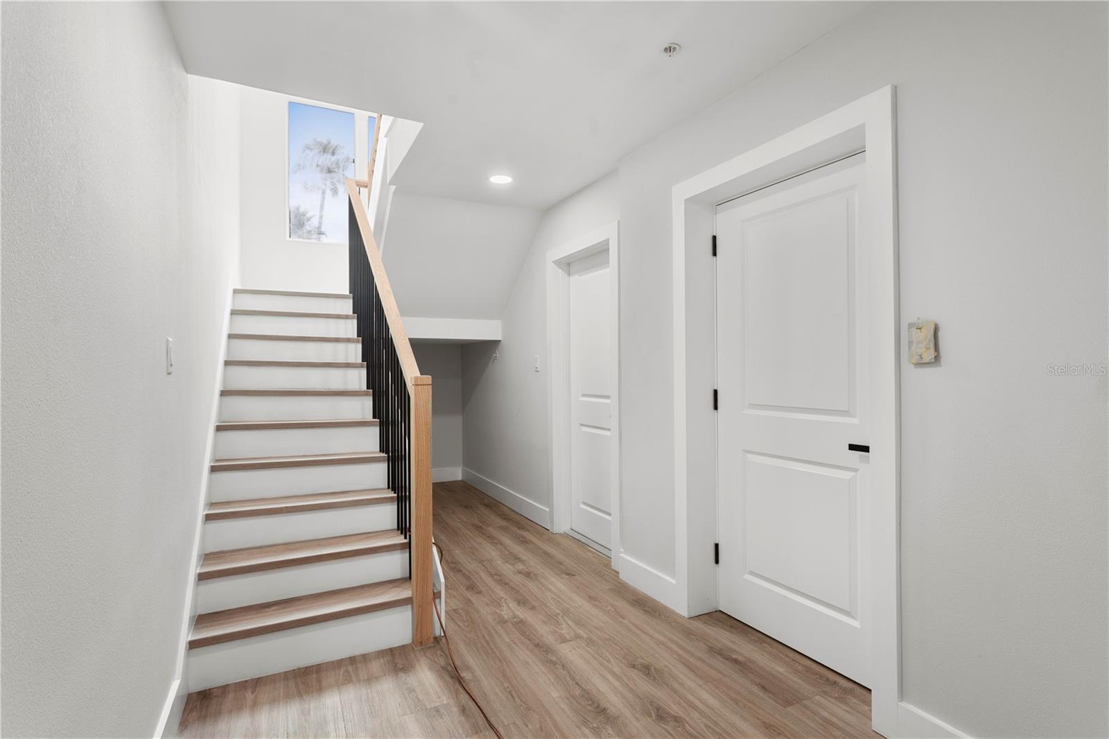 11605 1st St E #a1 Property Photo 9