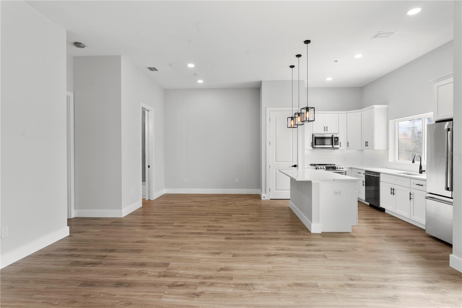 11605 1st St E #a1 Property Photo 13