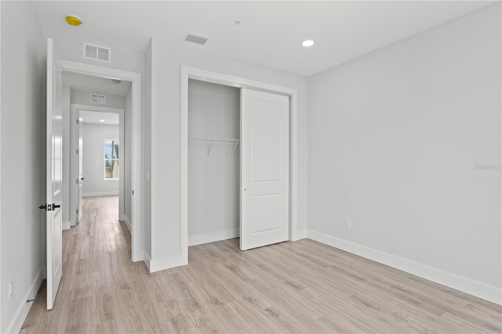 11605 1st St E #a1 Property Photo 25