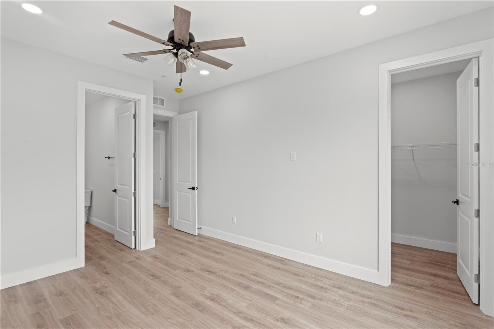11605 1st St E #a1 Property Photo 27