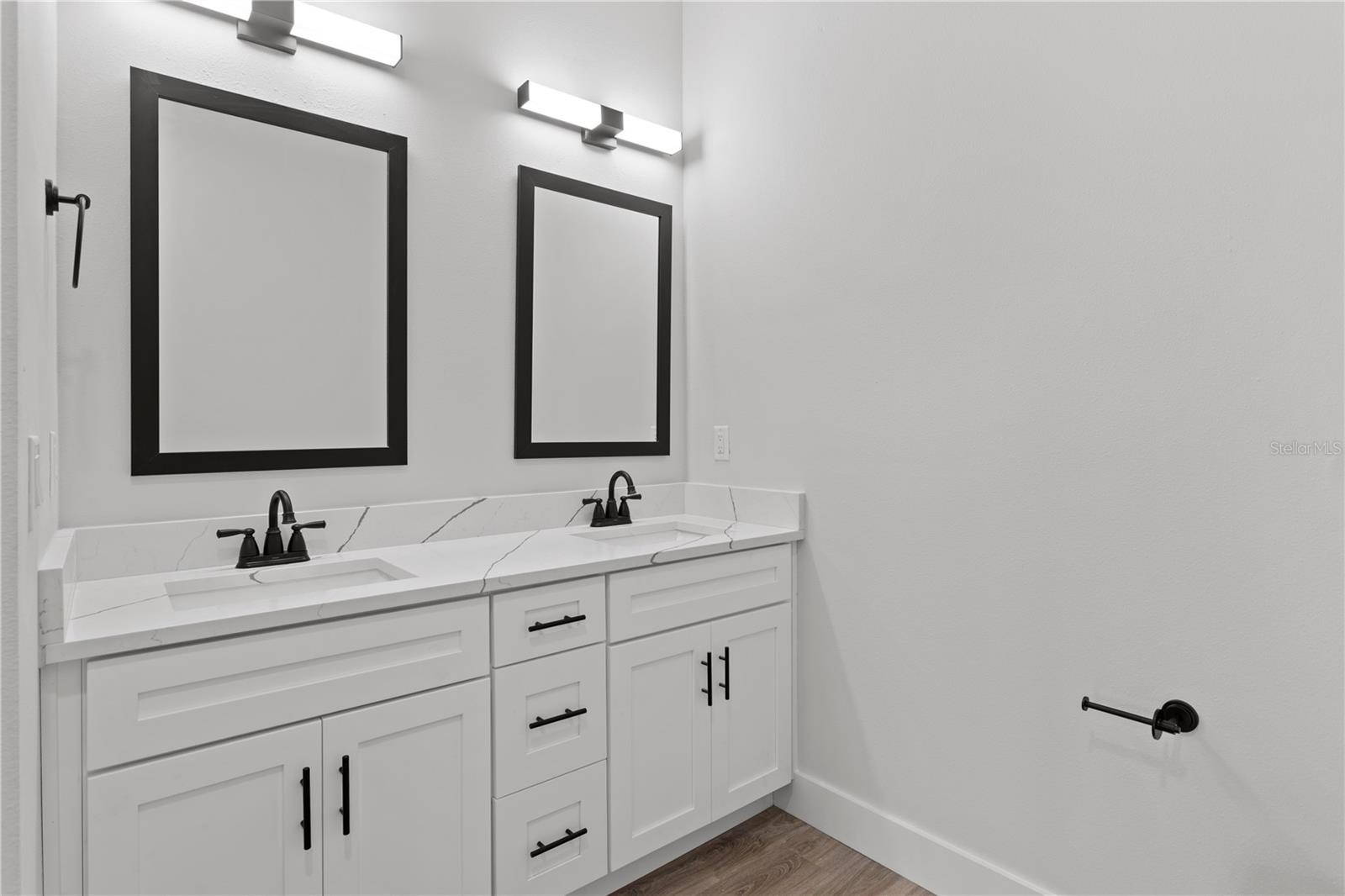 11605 1st St E #a1 Property Photo 31