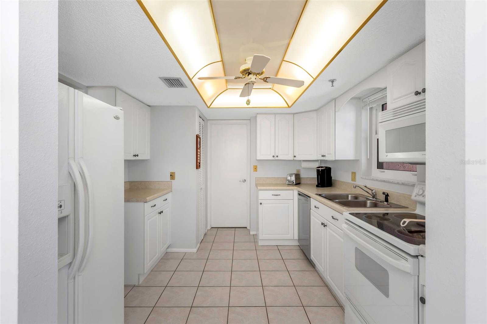 15316 Gulf Blvd #604 Property Photo 12