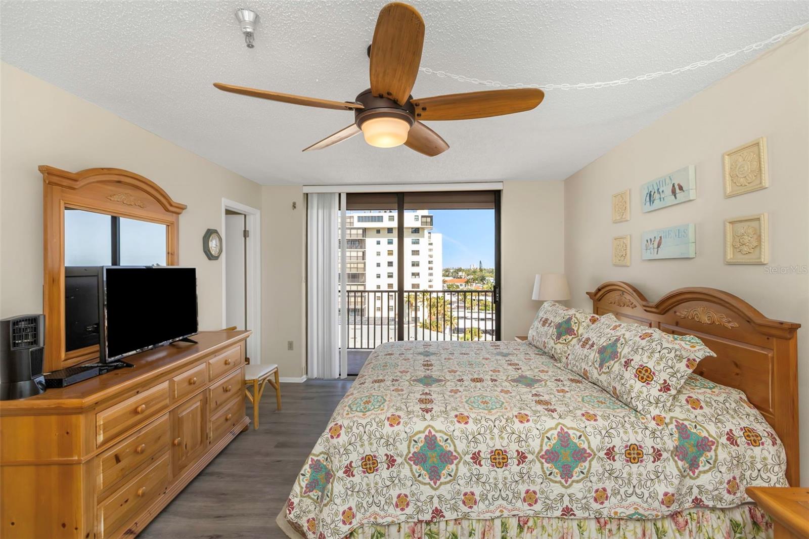 15316 Gulf Blvd #604 Property Photo 31