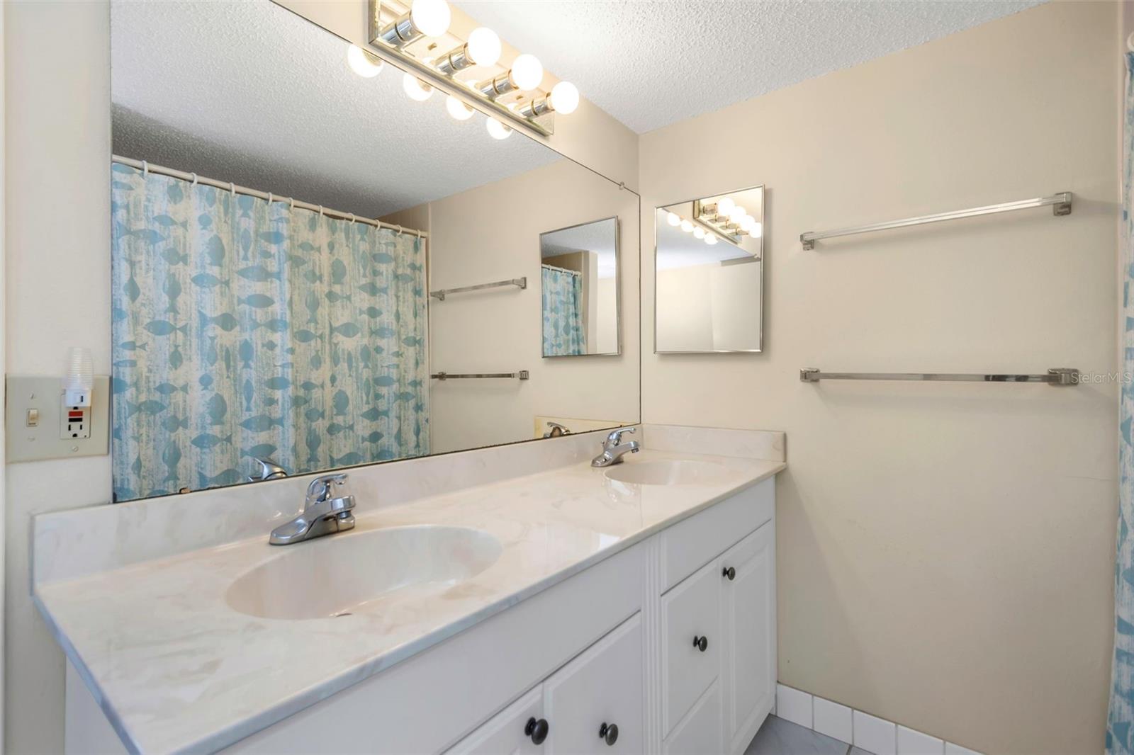15316 Gulf Blvd #604 Property Photo 32