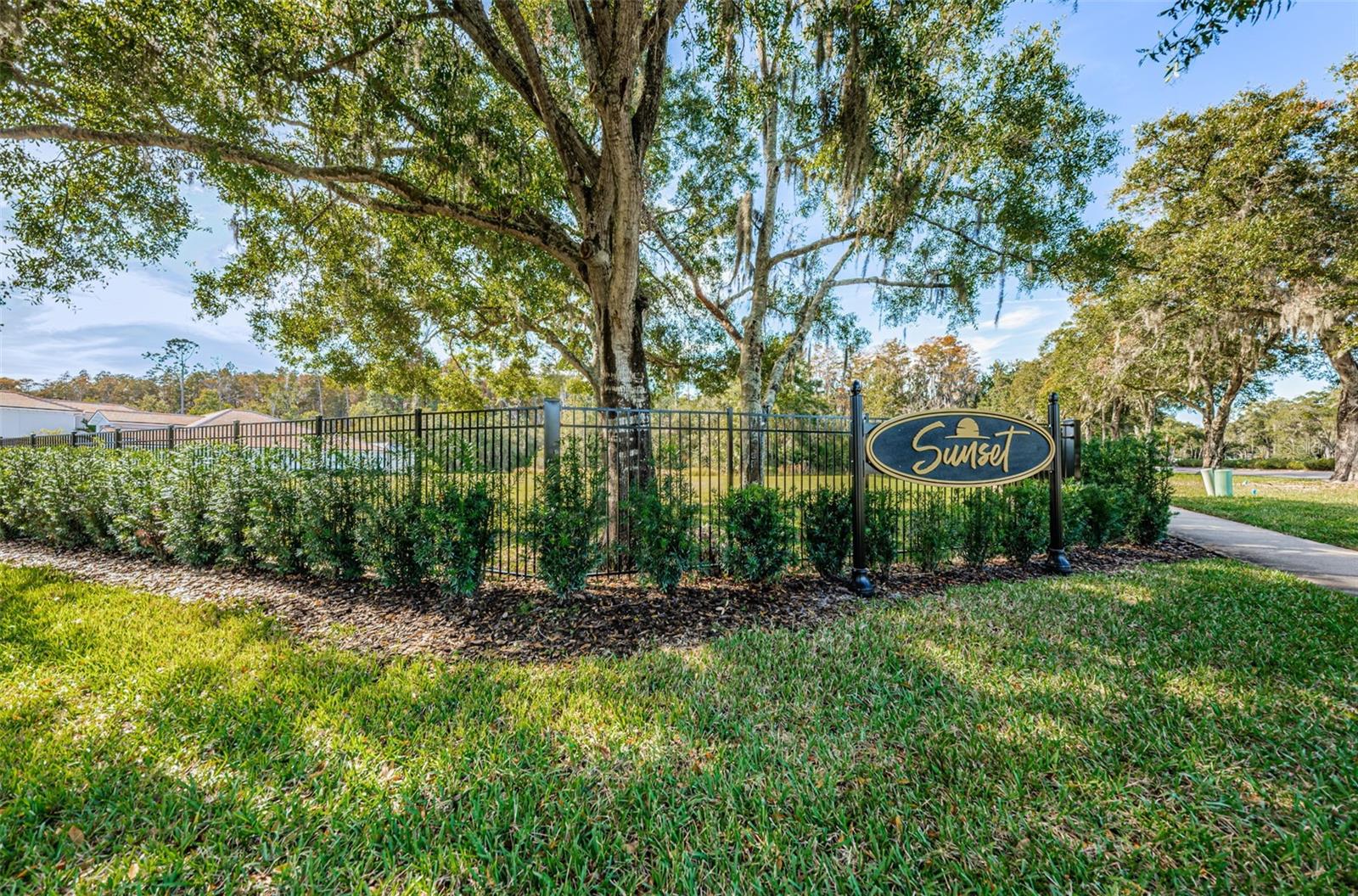 4390 Tarpon Lake Blvd Property Photo 8