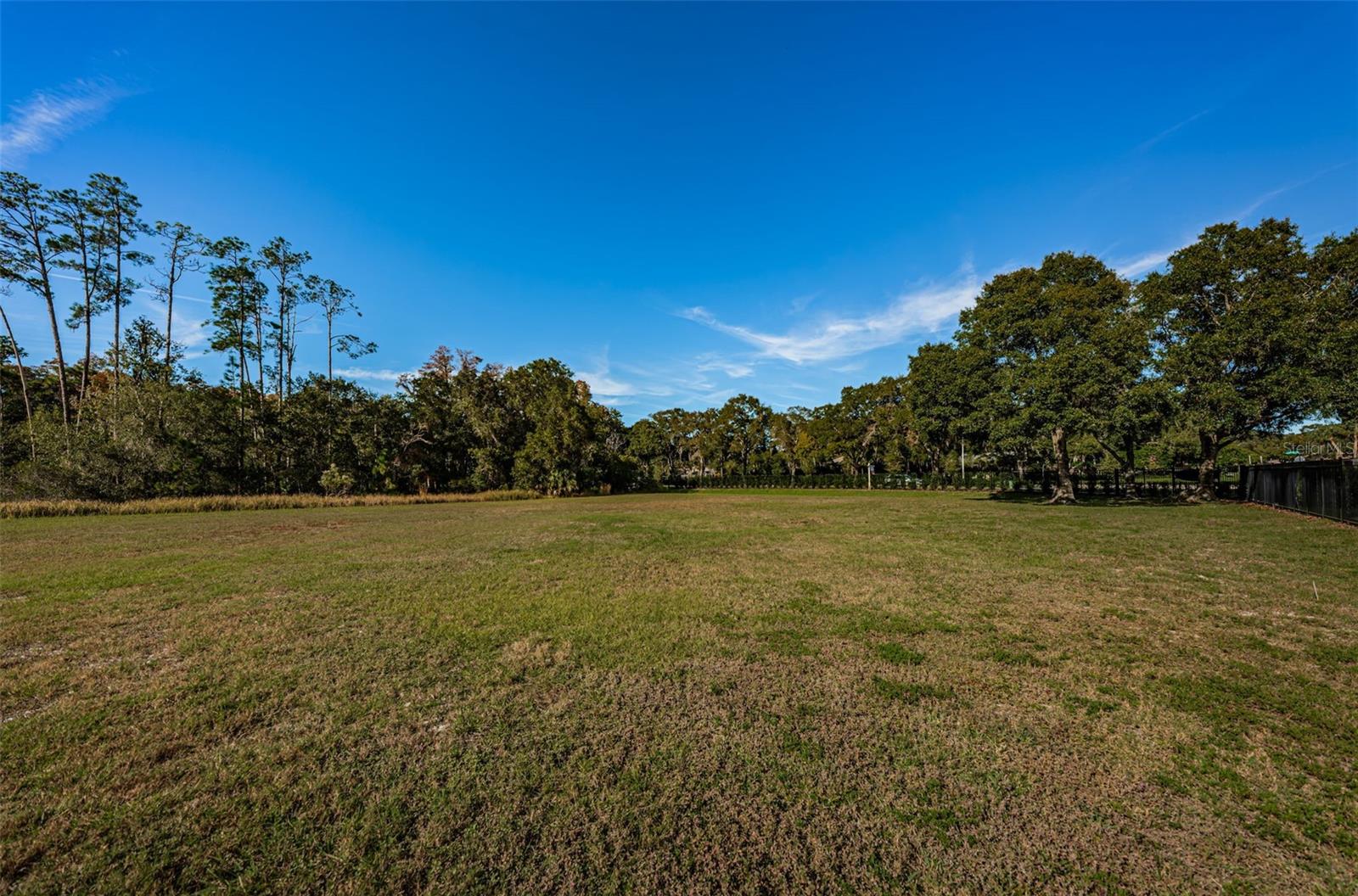 4390 Tarpon Lake Blvd Property Photo 14