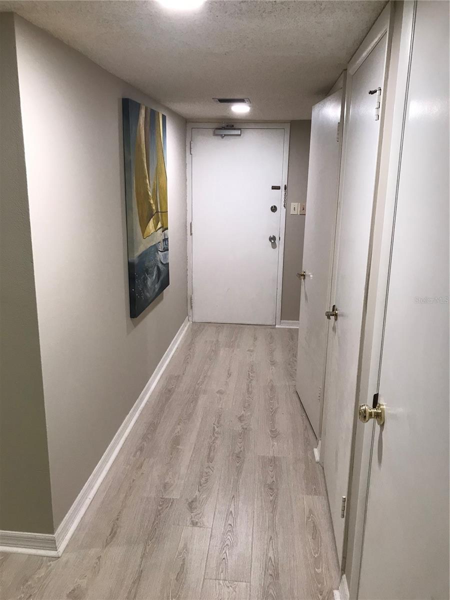 450 S Gulfview Blvd #405 Property Photo 9