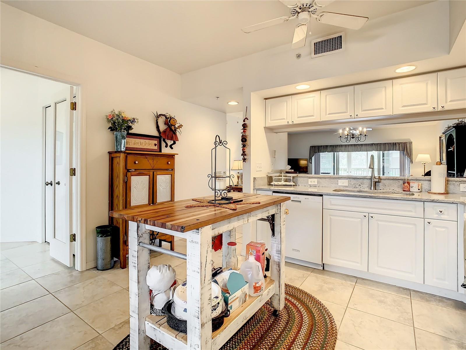 960 Starkey Rd #2303 Property Photo 6