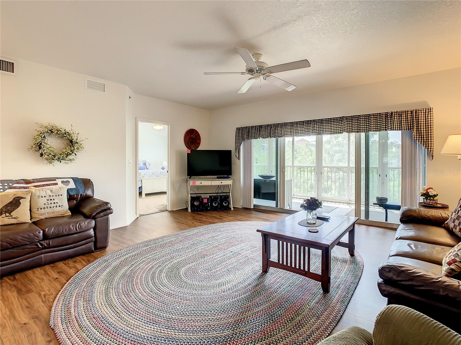 960 Starkey Rd #2303 Property Photo 9