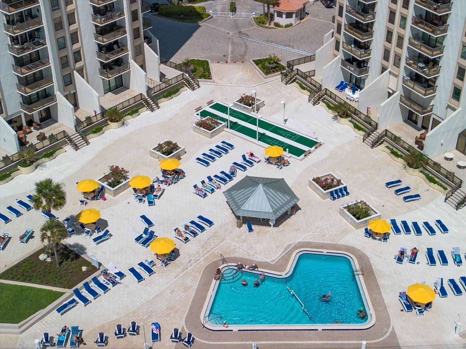 450 S Gulfview Blvd #1204 Property Photo 3