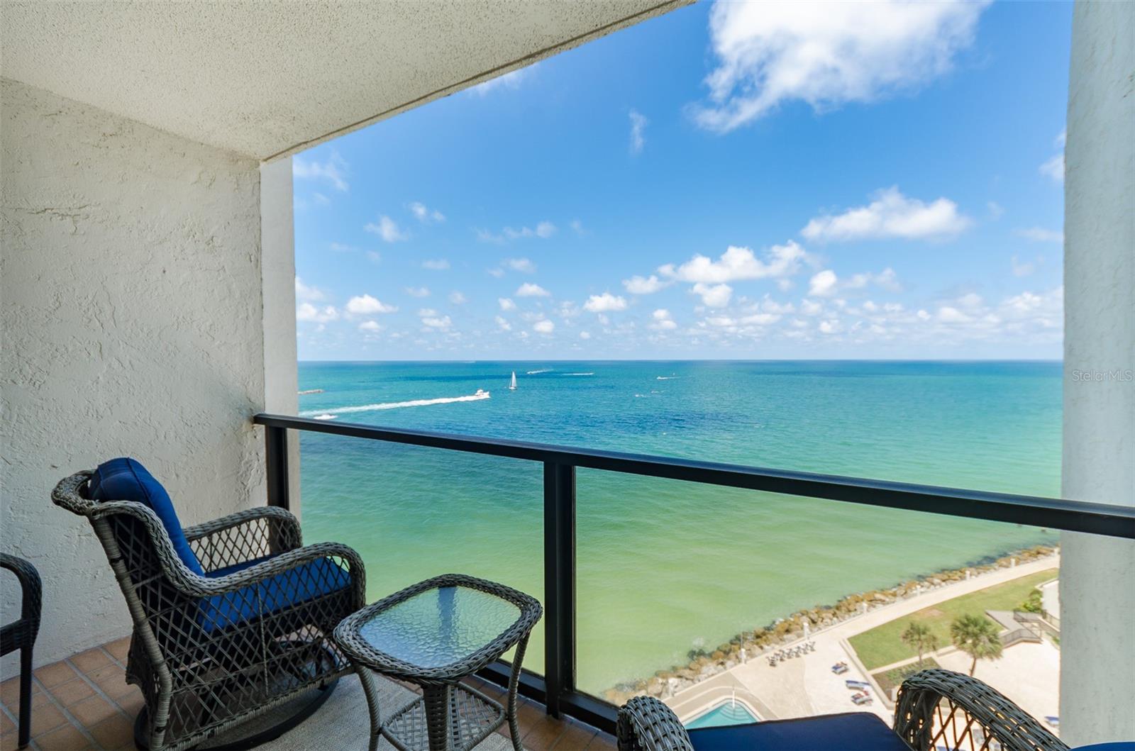 450 S Gulfview Blvd #1204 Property Photo 5