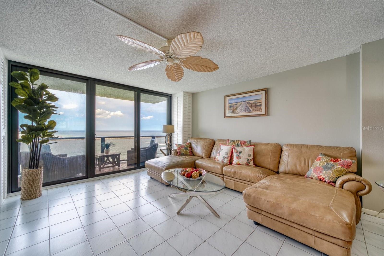 450 S Gulfview Blvd #907 Property Photo 3