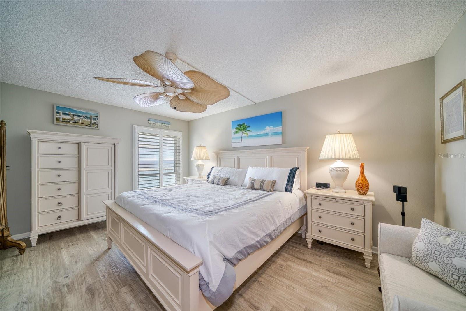 450 S Gulfview Blvd #907 Property Photo 14