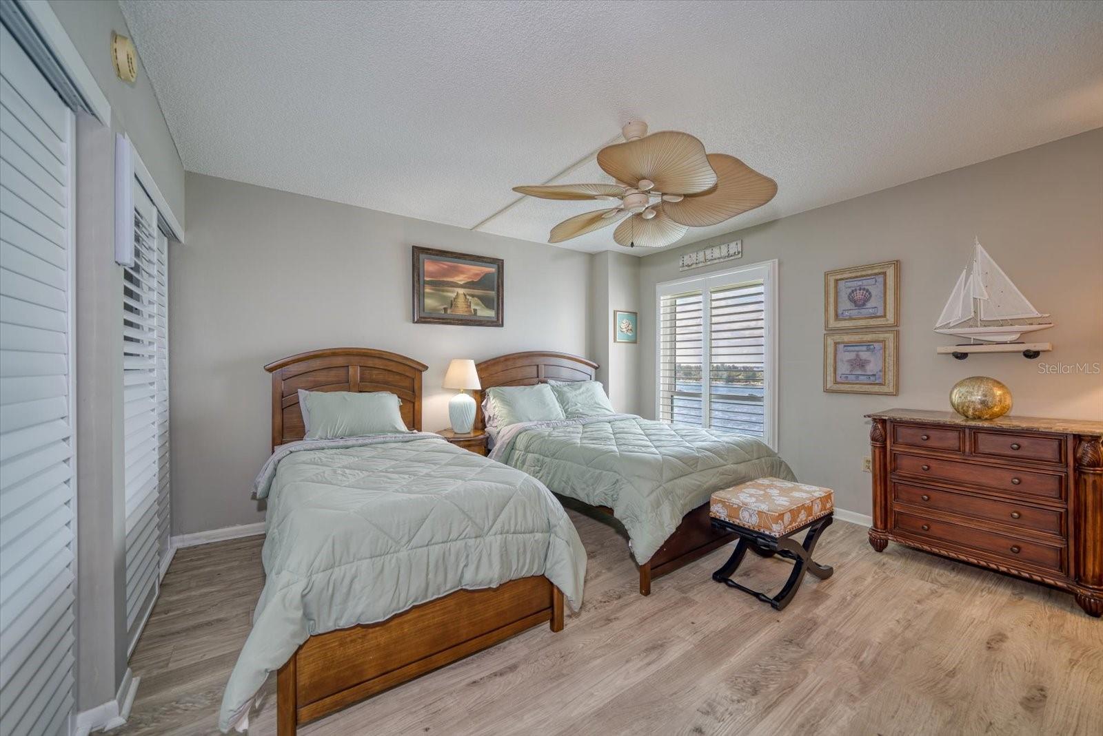 450 S Gulfview Blvd #907 Property Photo 19