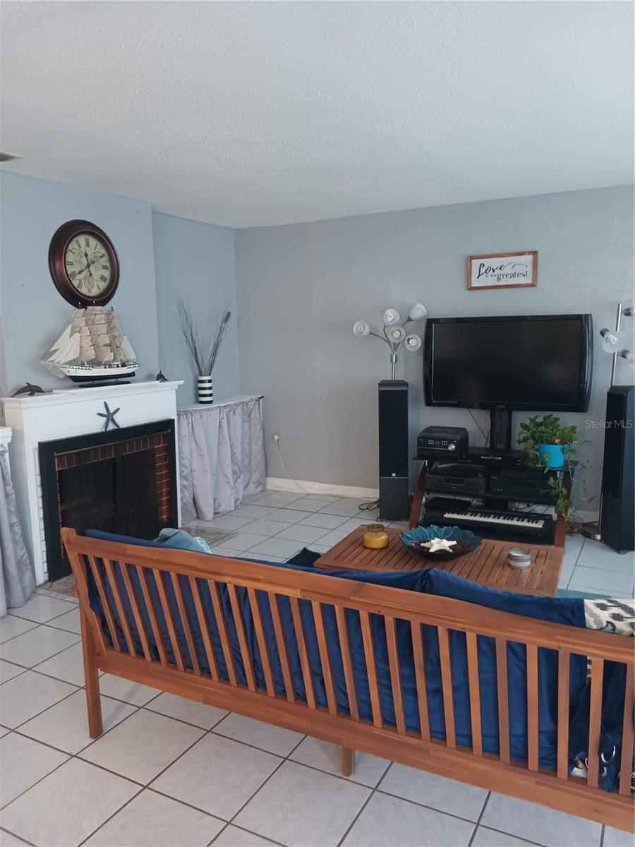 445 B Avenue Ne Property Photo 5