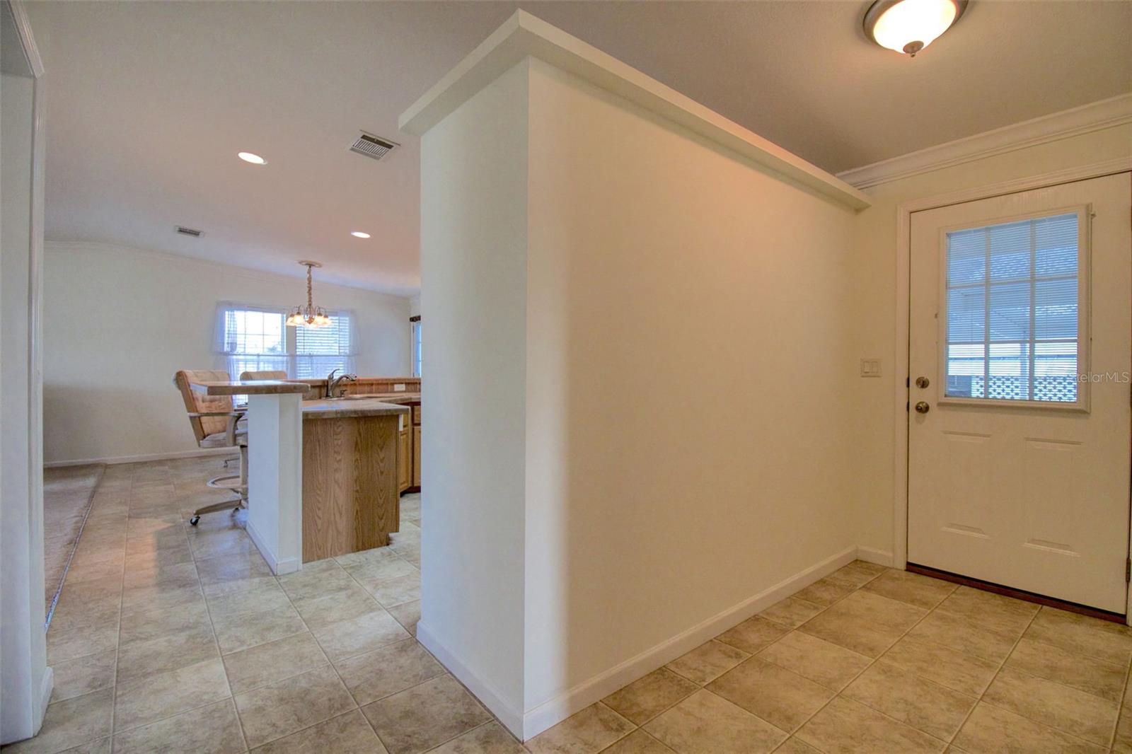 50 Village Green Way #6 Property Photo 8