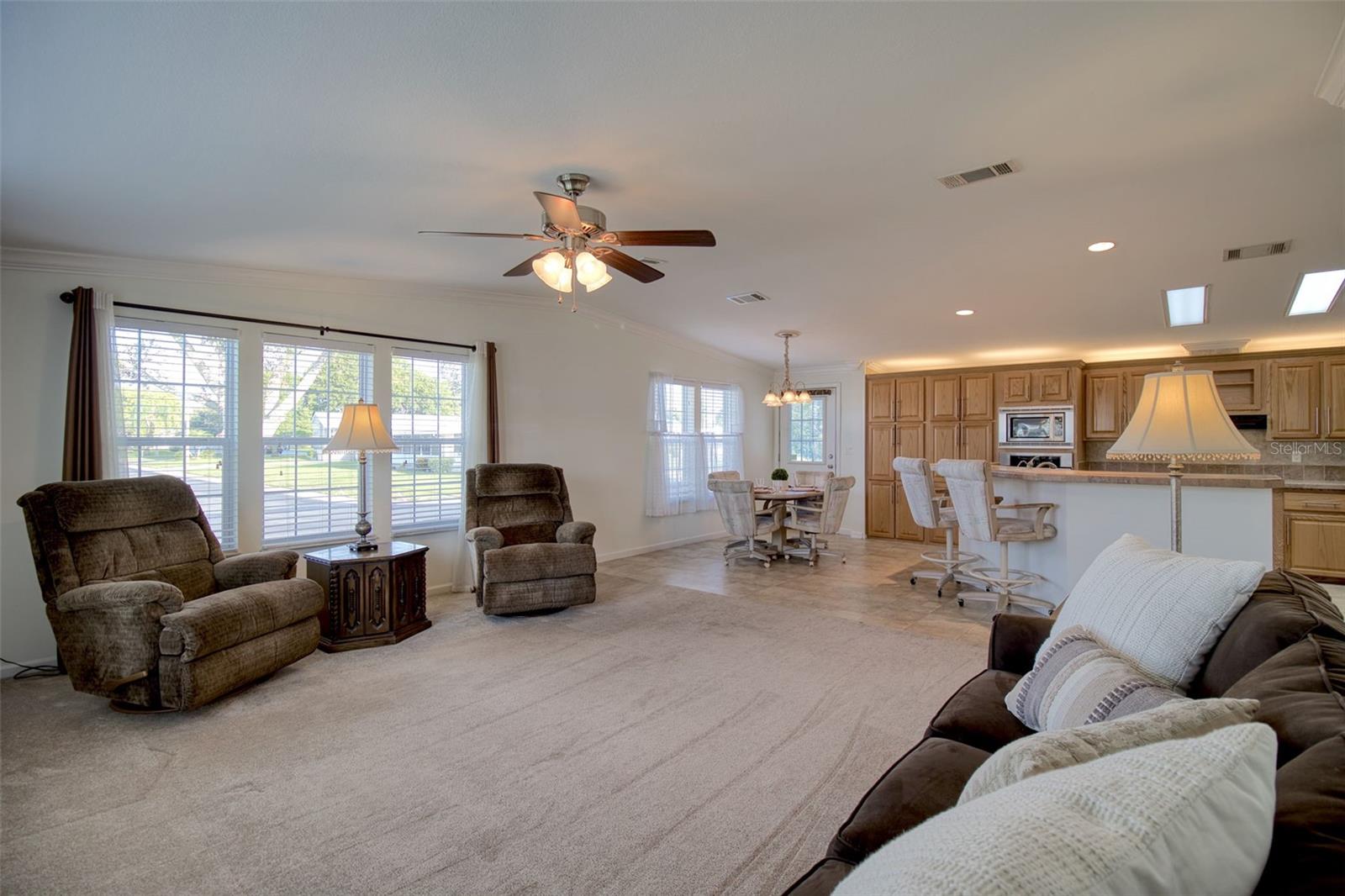 50 Village Green Way #6 Property Photo 16