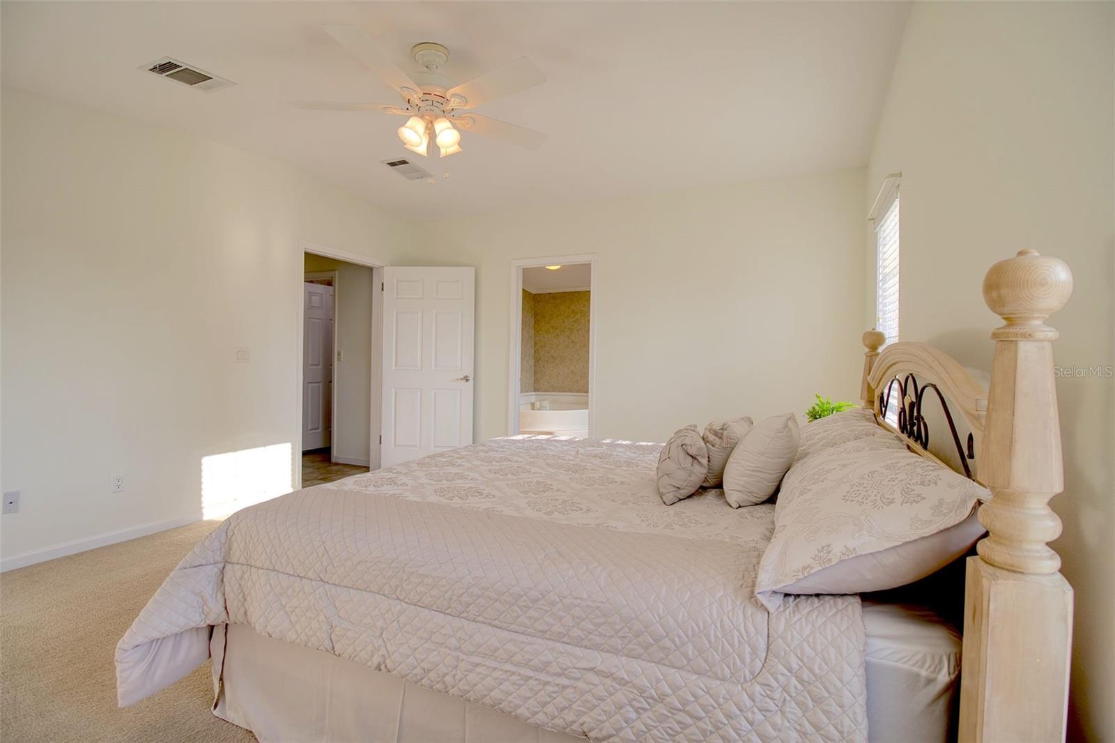 50 Village Green Way #6 Property Photo 19