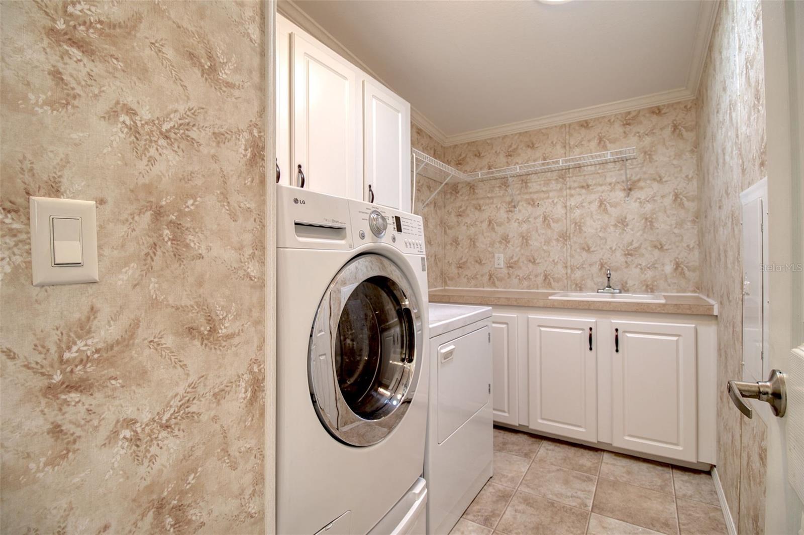 50 Village Green Way #6 Property Photo 30